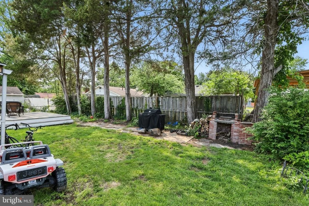 Photo of 6836 STANDISH DRIVE