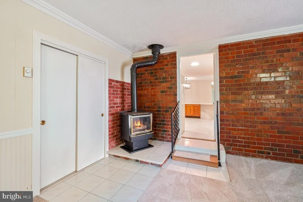 Photo of 18804 WILLOW GROVE ROAD