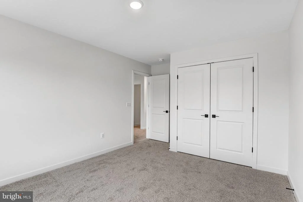 Photo of 2063 SPRINGVALE DRIVE