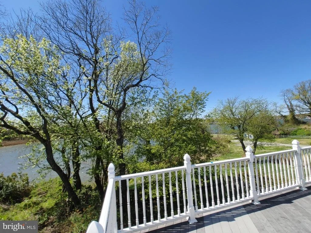 Photo of 204 GRANADA ROAD