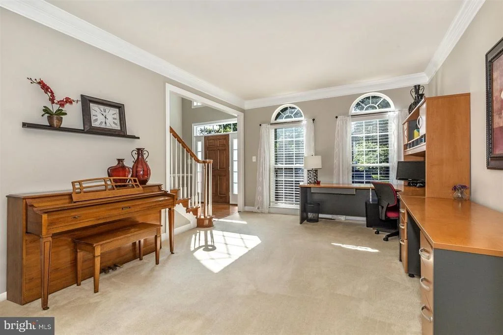Photo of 610 GLENBROOK DRIVE