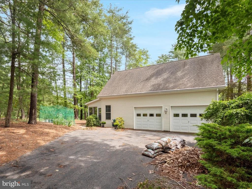 Photo of 228 SUNSET CIRCLE