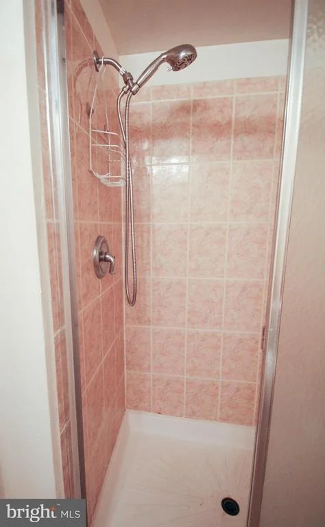 Photo of Unit 1B at 11658 STONEVIEW SQUARE