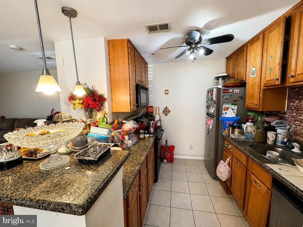Photo of Unit 4A2 at 3176 SUMMIT SQUARE DRIVE