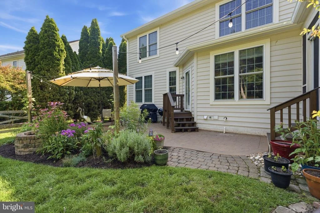 Photo of 9242 RAINBOW FALLS DRIVE