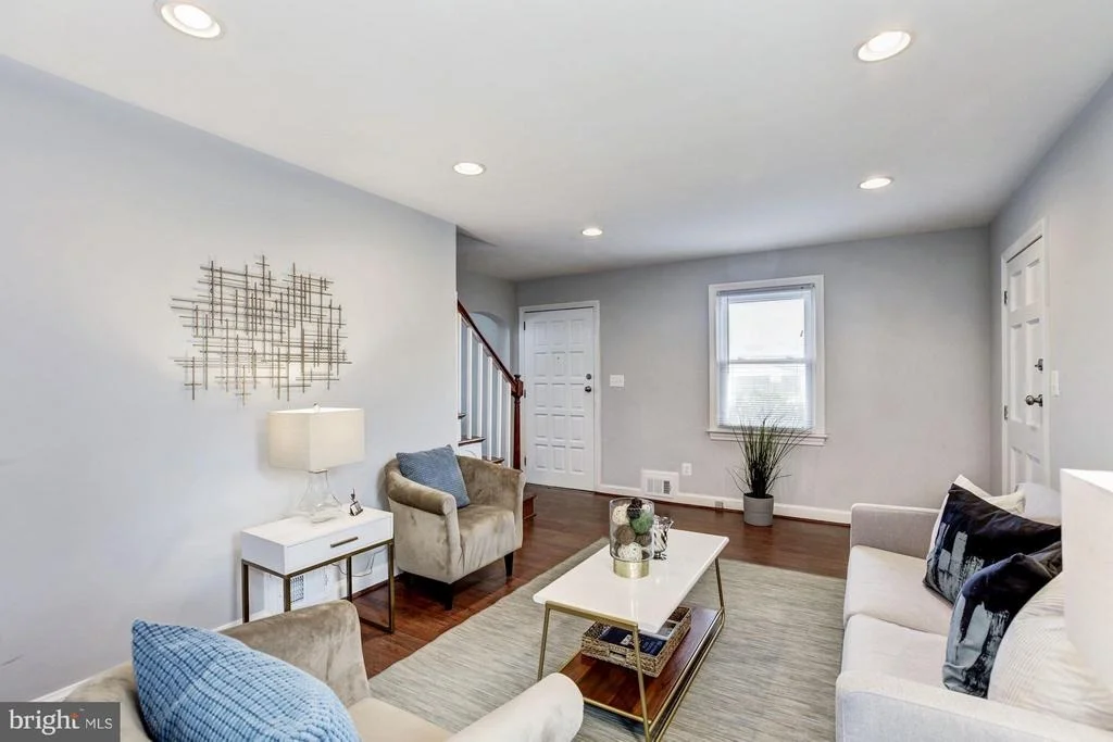 Photo of 403 E UNIVERSITY BOULEVARD