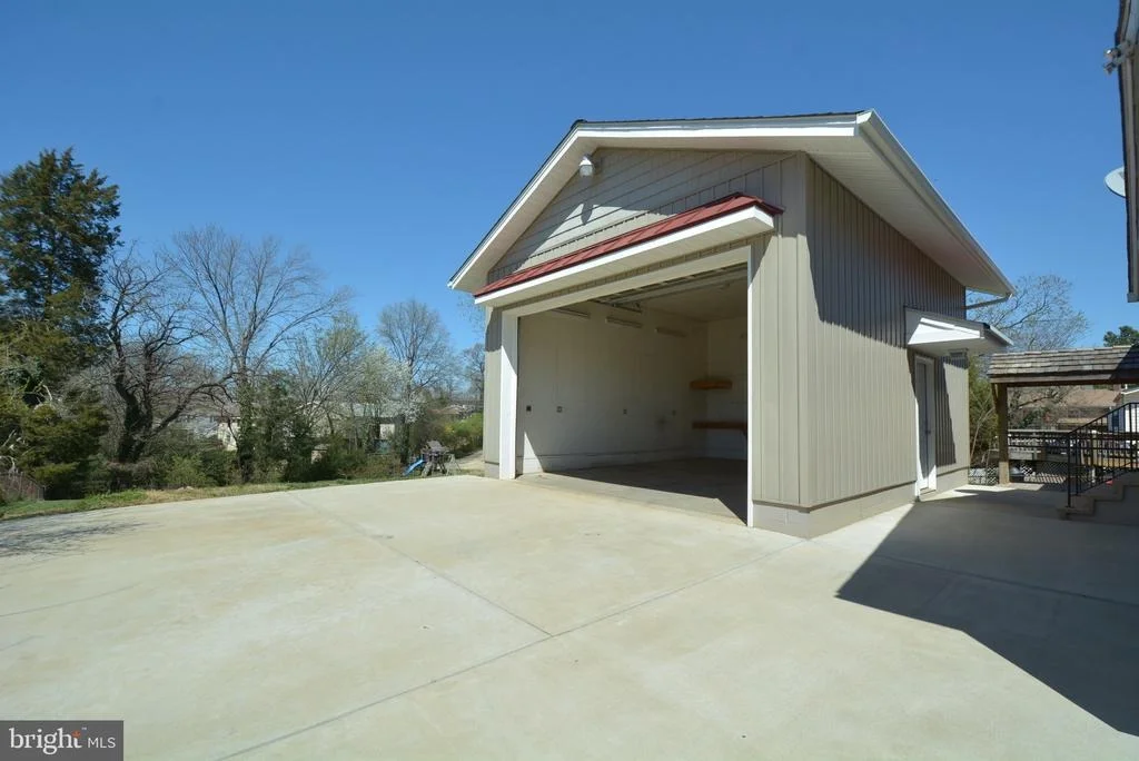Photo of 6618 BOWIE DRIVE