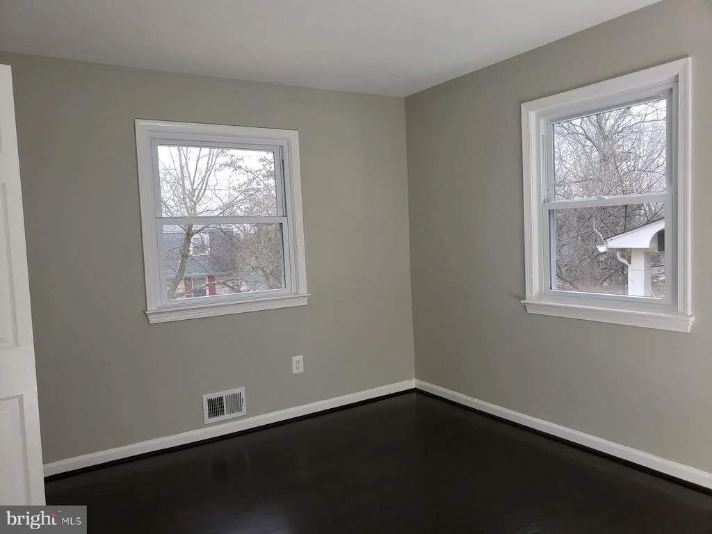 Photo of 12814 PINE TREE LANE