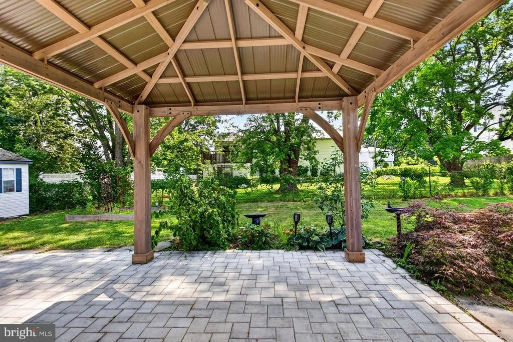 Photo of 717 DORIS TERRACE