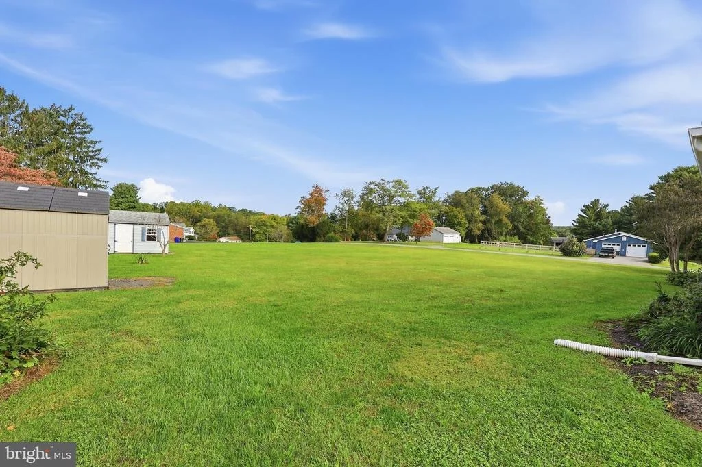 Photo of 11008 CARRIAGE LANE