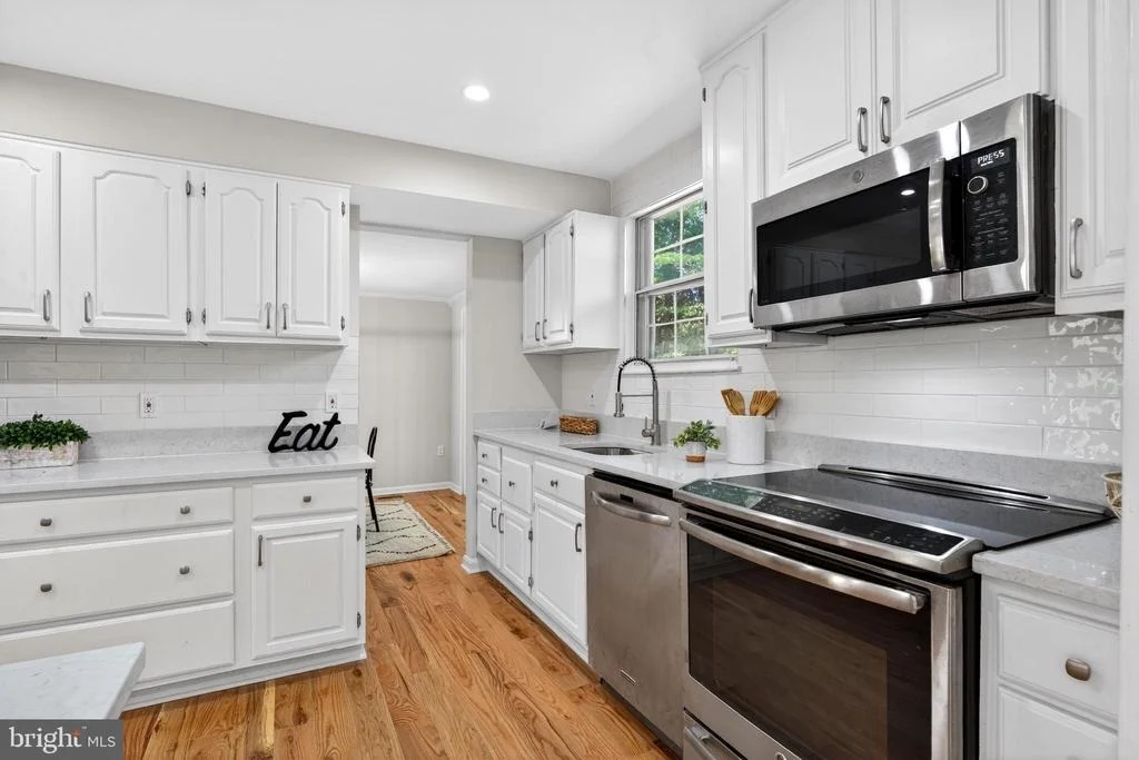 Photo of 9312 FOX RUN DRIVE