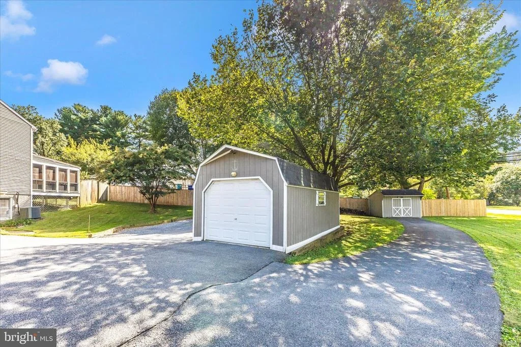 Photo of 11397 WELLER ROAD