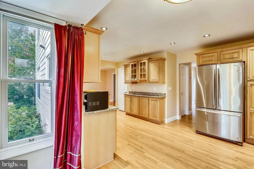 Photo of 15209 DONNA DRIVE