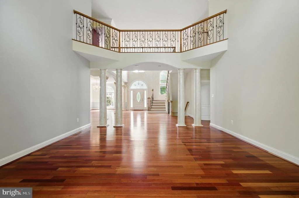 Photo of 1002 COVINGTON WAY