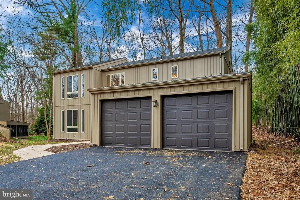 Photo of 10402 GREAT ARBOR DRIVE