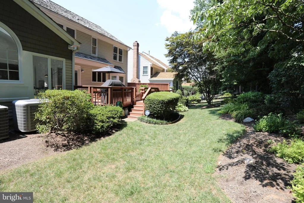 Photo of 17703 GLOBE THEATRE DRIVE