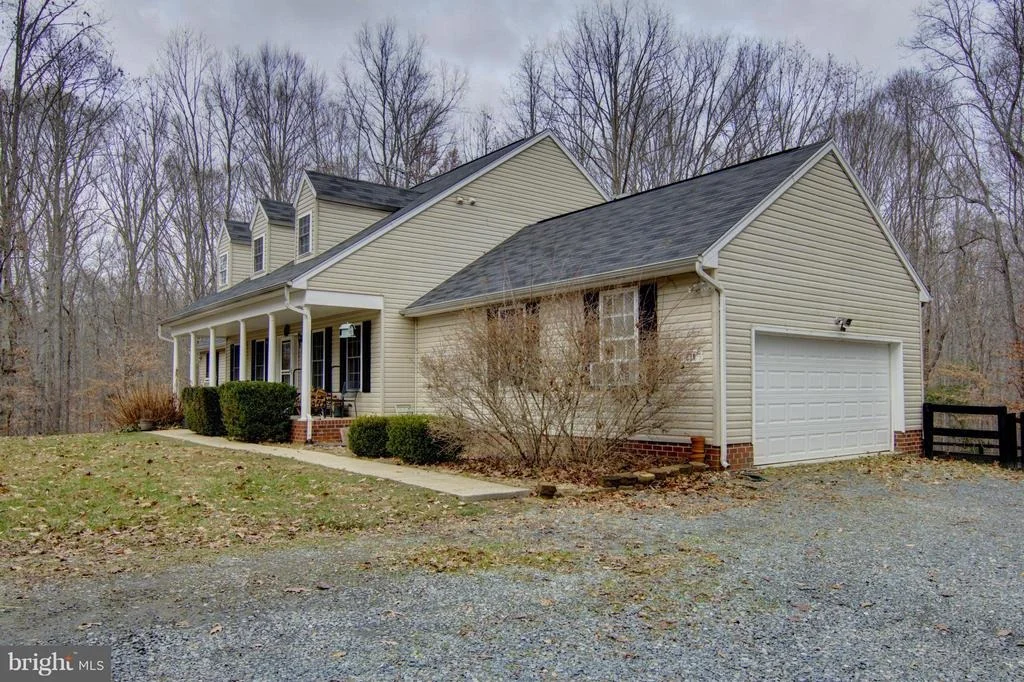 Photo of 270 TACKETTS MILL ROAD