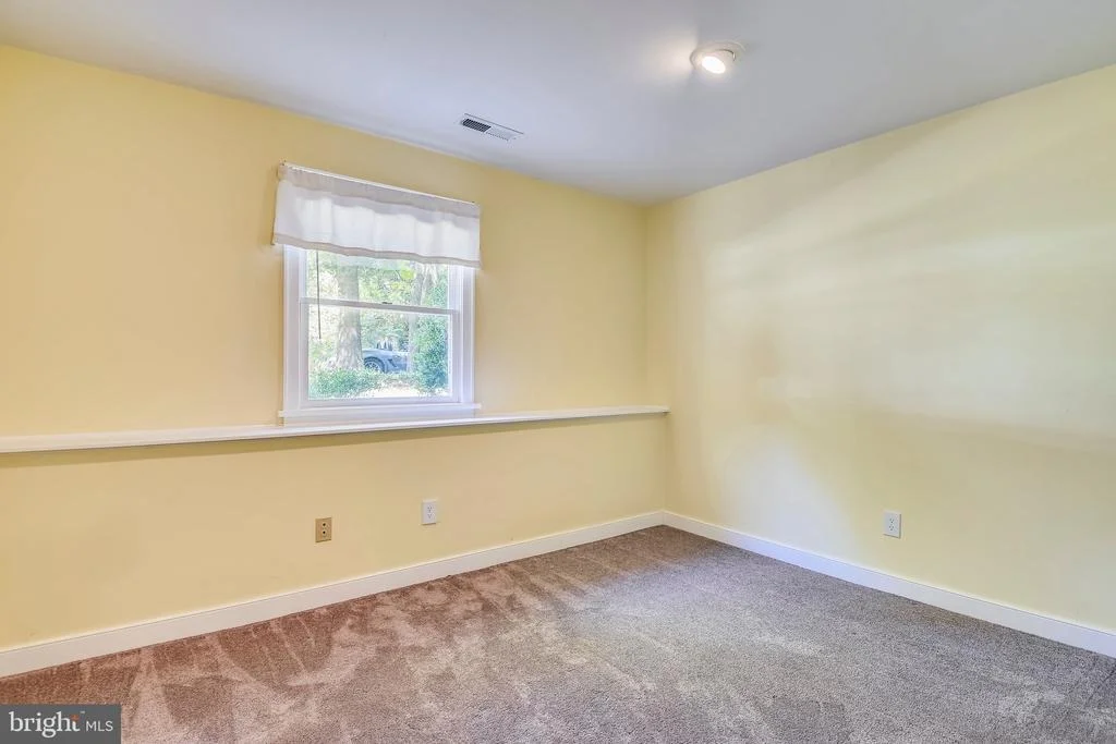 Photo of 115 GROH LANE