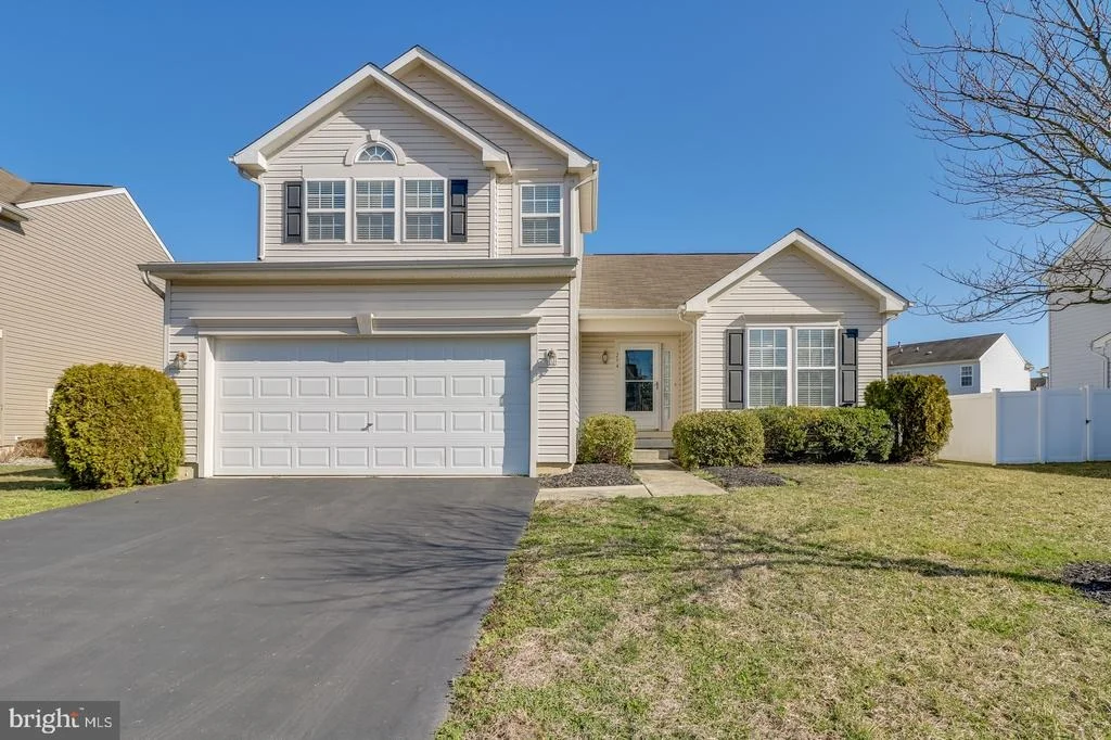 Photo of 254 LONE TREE DRIVE