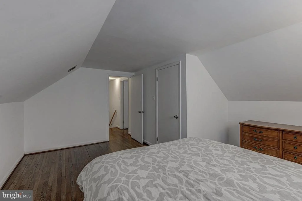 Photo of 8429 MAIN AVENUE