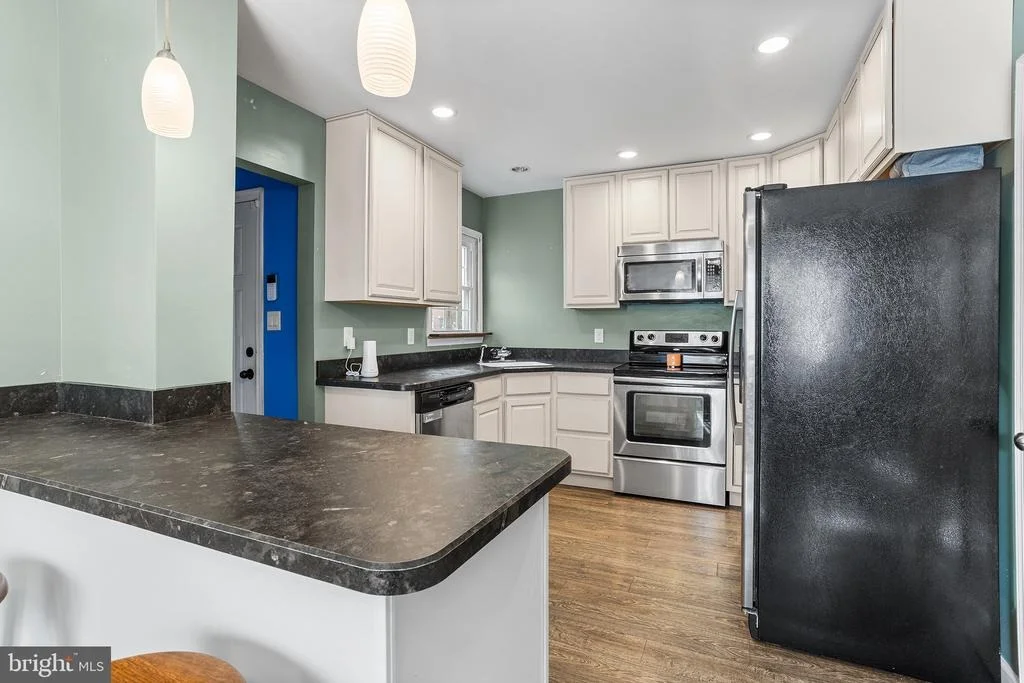 Photo of 31 FENWICK DRIVE