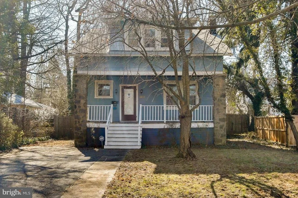 Photo of 2607 WHITNEY AVENUE