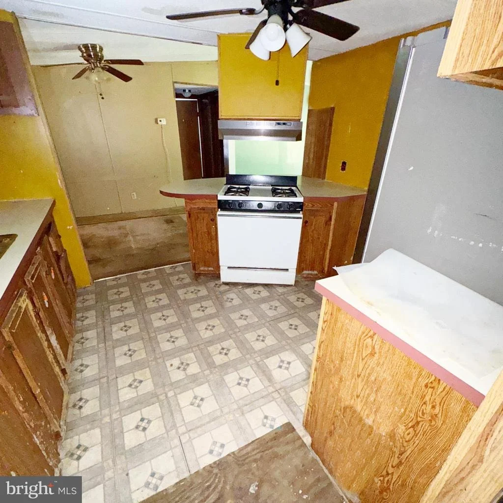 Photo of 8045 SOLLEY ROAD