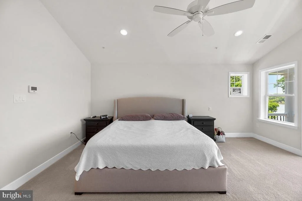 Photo of 1162 OAK VIEW DRIVE