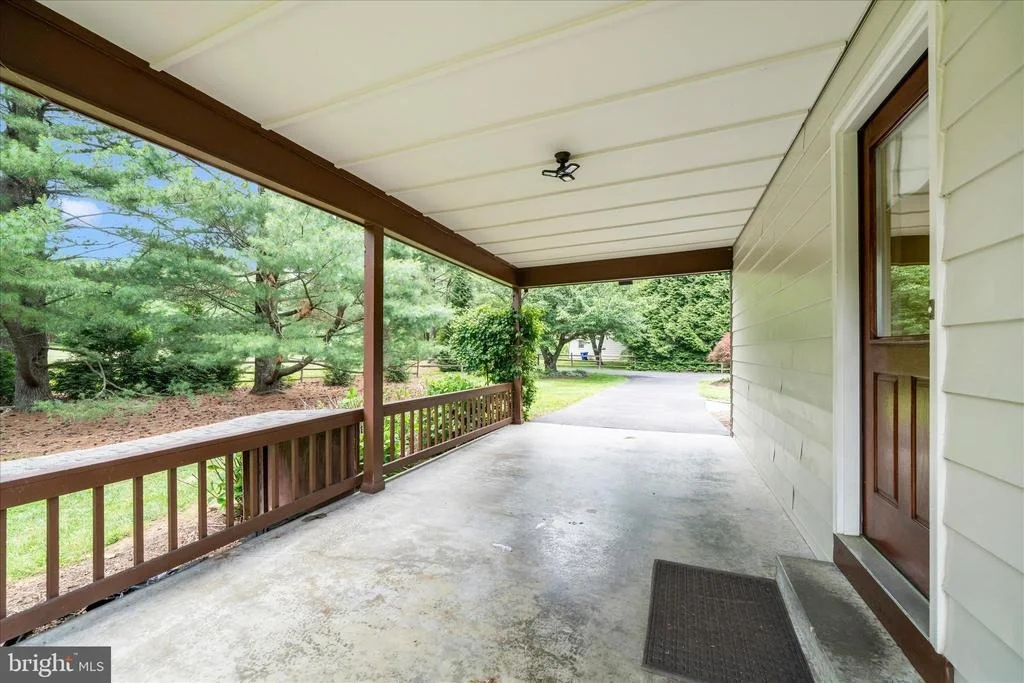 Photo of 8604 BURNT HICKORY CIRCLE
