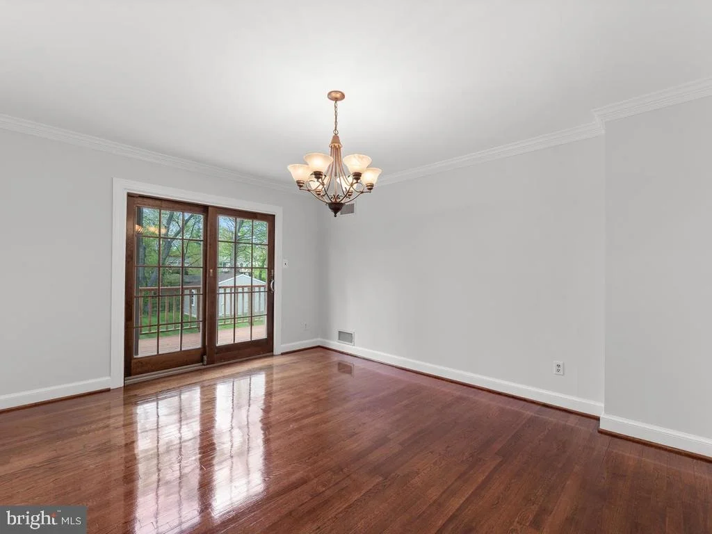 Photo of 3713 QUEEN MARY DRIVE