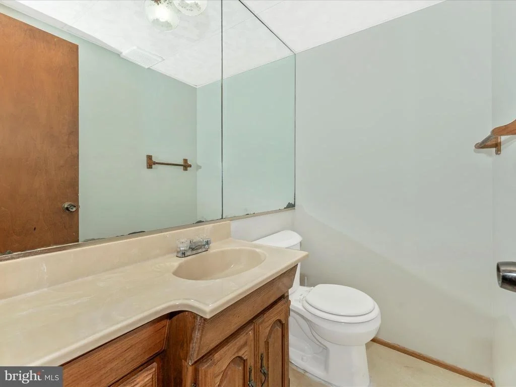 Photo of 158 STONEGATE DRIVE