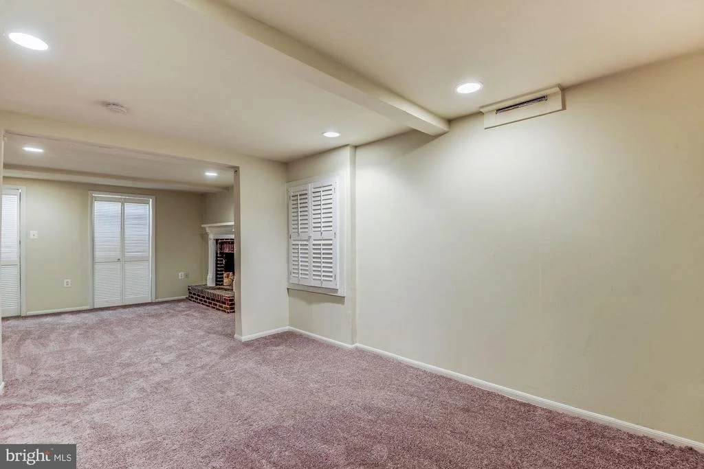 Photo of 16206 DARTMOOR DRIVE
