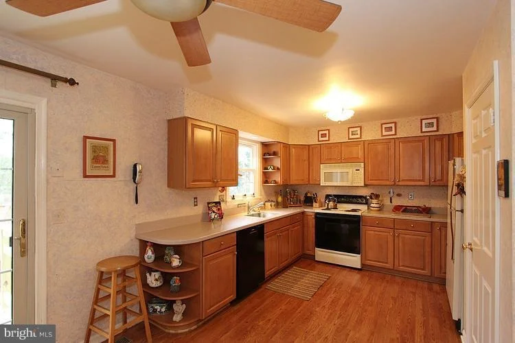 Photo of Unit 17 at 1001 WINDRUSH LANE