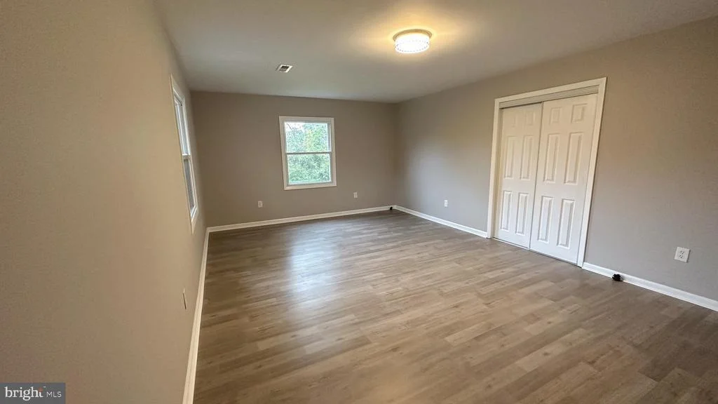 Photo of 8858 HAWBOTTOM ROAD