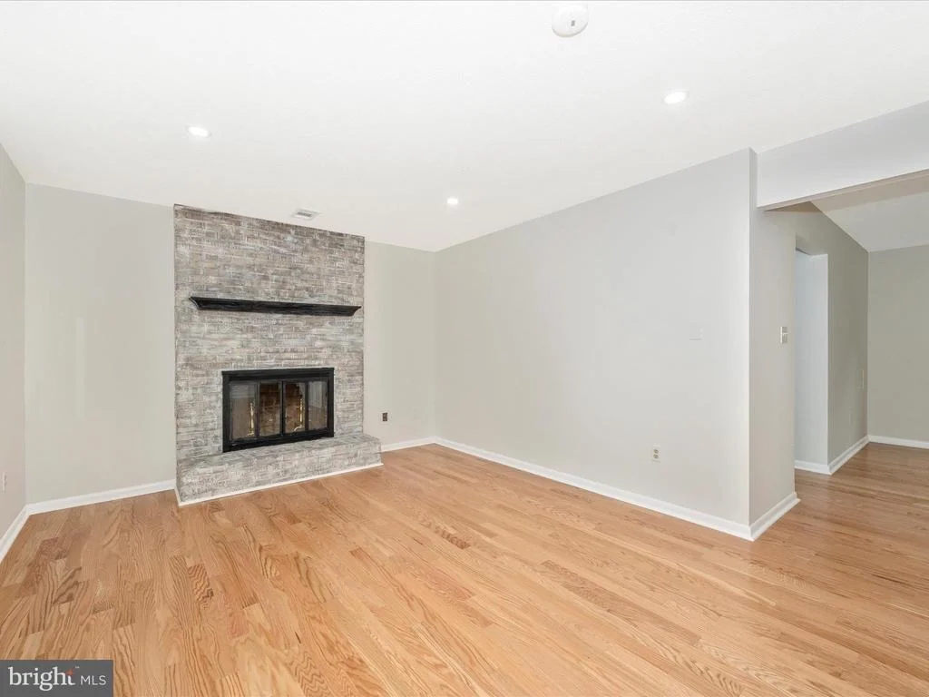 Photo of 503 CORNELL AVENUE