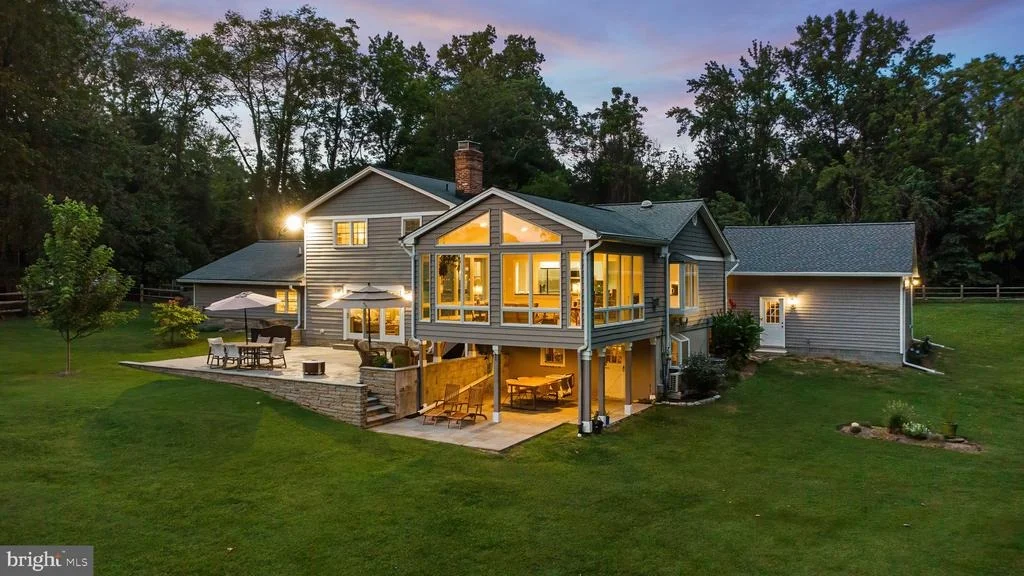 Photo of 384 EAGLE HILL ROAD