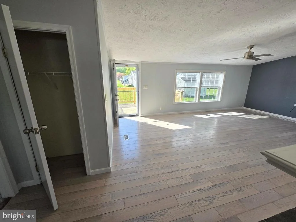 Photo of 225 POCLAIN DRIVE