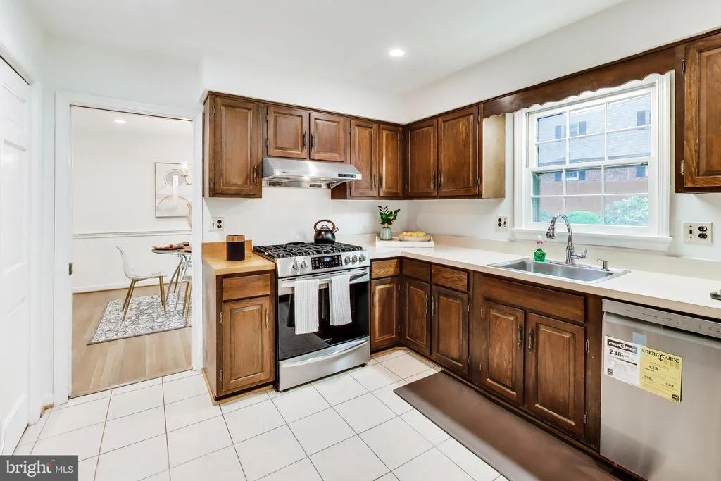 Photo of 6820 COLBURN DRIVE