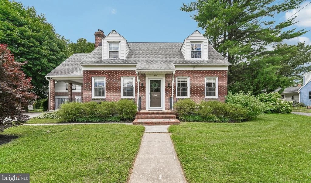 Photo of 743 MONKTON ROAD