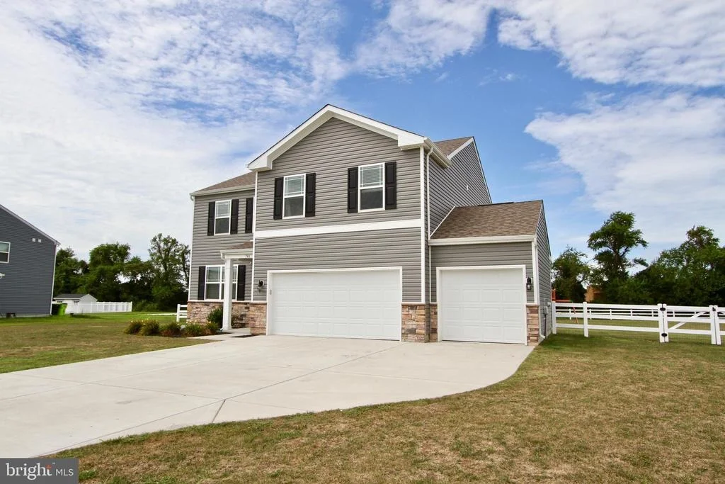 Photo of 746 SEABREEZE RD