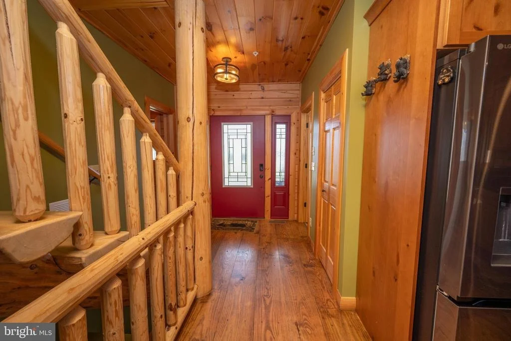 Photo of 276 SUNDANCE WAY