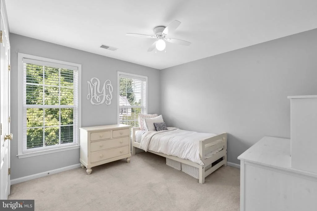 Photo of 220 GALYN