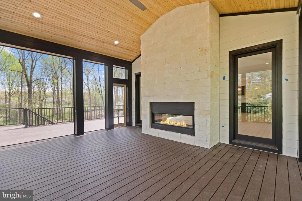 Photo of 2715 COLT RUN ROAD