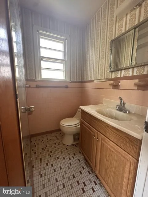 Photo of 6803 LOUISE LANE