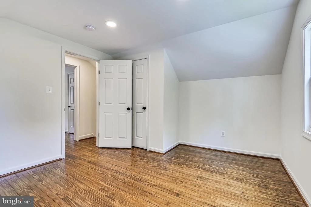 Photo of 122 BERTIE AVENUE