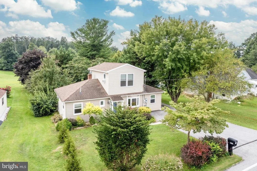 Photo of 416 FAIRVIEW DRIVE