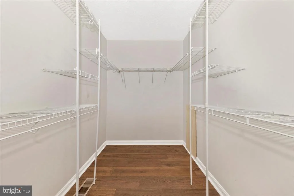 Photo of 2160 COLLINGWOOD LANE