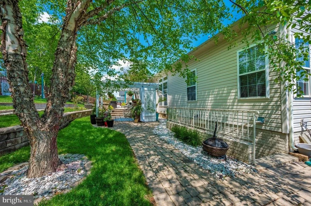 Photo of 11229 SUFFOLK DRIVE