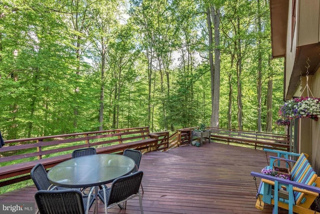Photo of 8944 JEFFERY ROAD