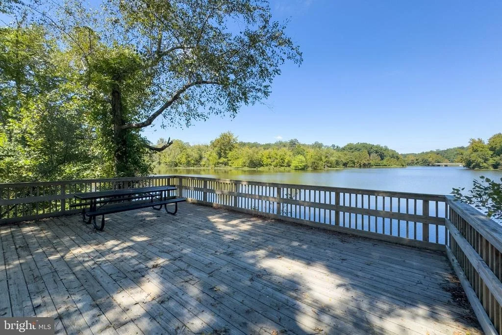 Photo of 11154 STONEBROOK DRIVE